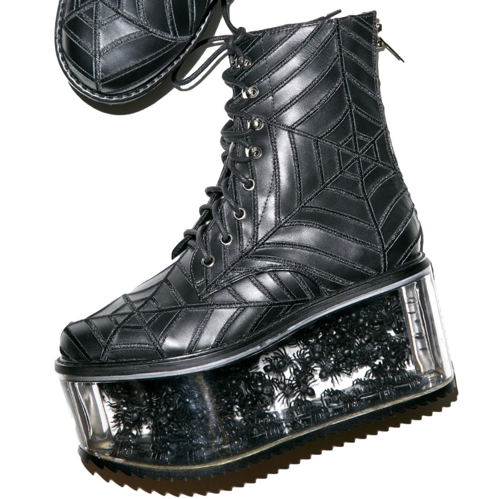 Dolly Bae - Harlots Web Platform Boots